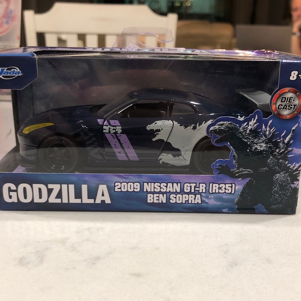 Godzilla 2009 Nissan GT-R (R35) Ben Sopra Die-Cast Car - midnight blue